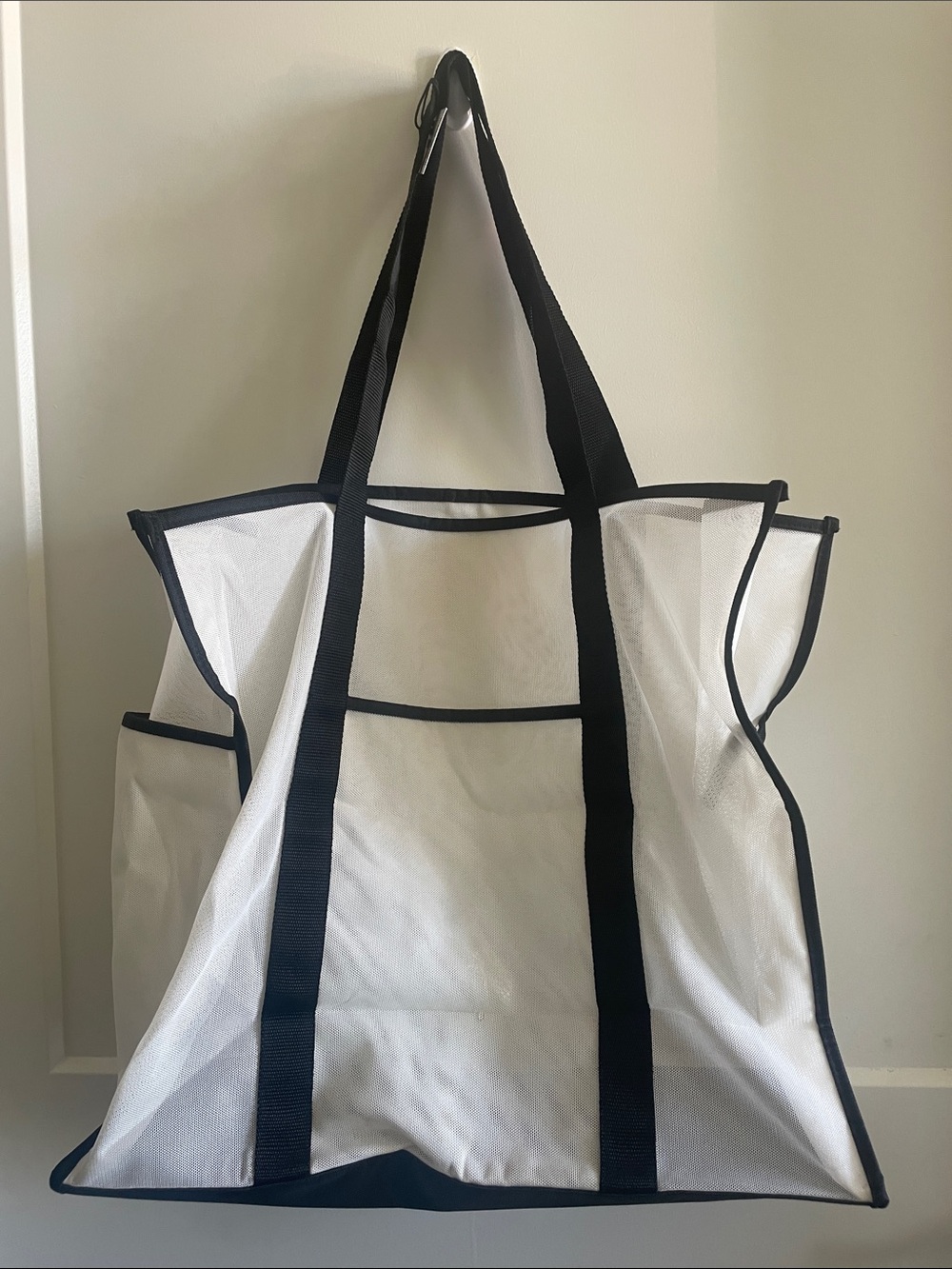 Shade & Shore Black and White Mesh Garment Tote